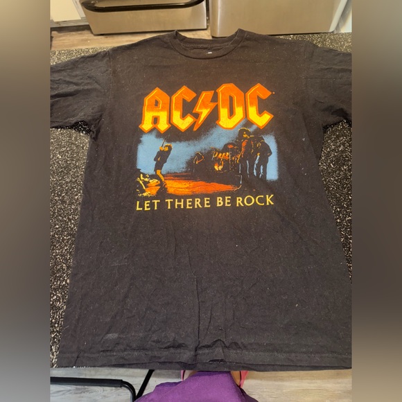 AC/DC | Shirts | Acdc Tshirt Graphic Size Medium Nwot | Poshmark